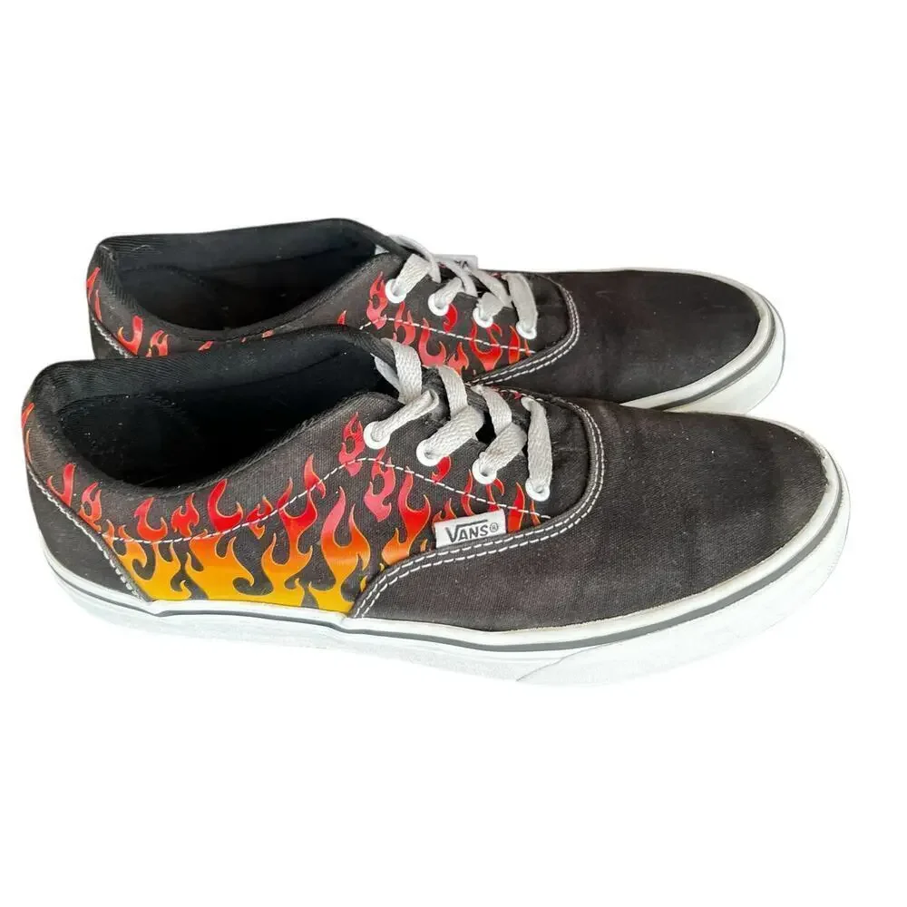 VANS Doheny Flames Fire Black canvas Y2K SK8 skate Streetwear youth size 6